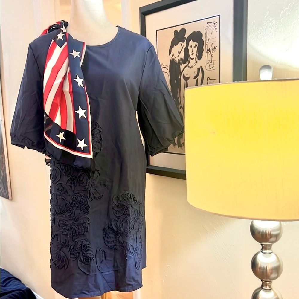 Depending on the Horizon, Embroidered Floral Loose Casual Dress in Navy, Size XL